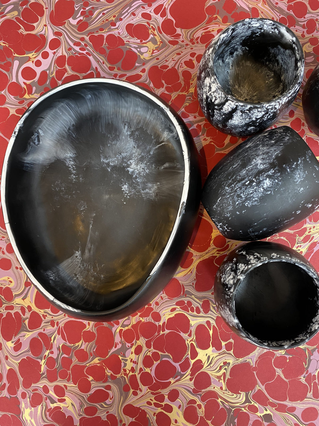 Dinosaur Designs Medium Resin Rock Bowl - Black Marble